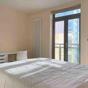 Apartment Luxury Apart Bridge, London
