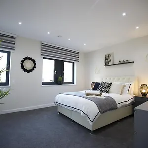 Apartment Lovely In Aldgate East 5, London